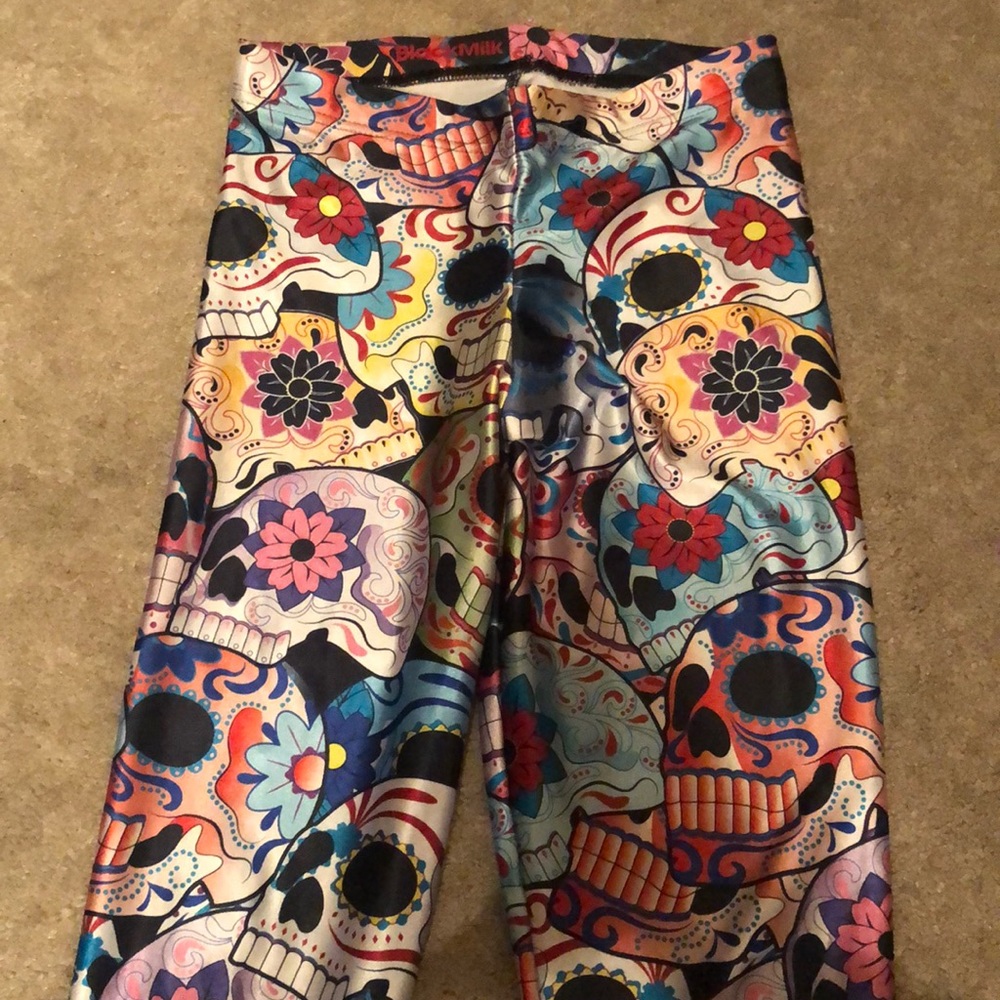 BlackMilk sugar skulls/day of the dead leggings